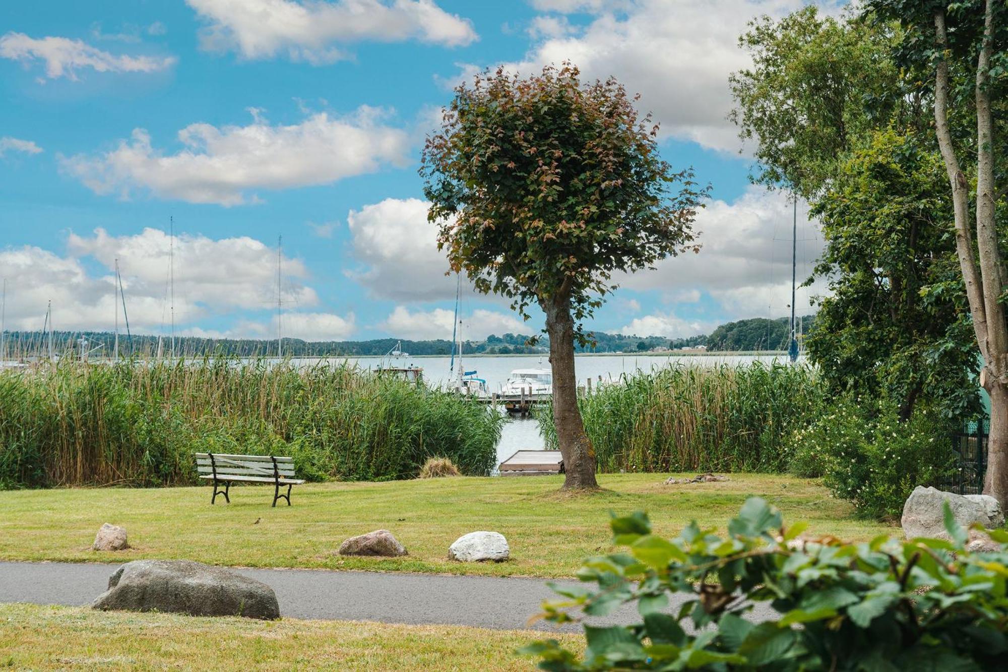 Selliner Ferienappartements Mit Balkon Und Seeblick Eksteriør bilde